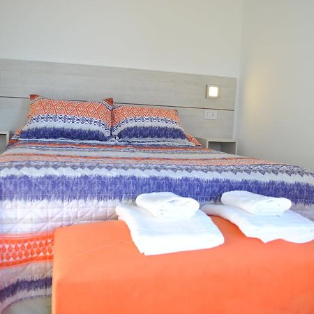 Bernardino Hostel Boutique Неукен Экстерьер фото