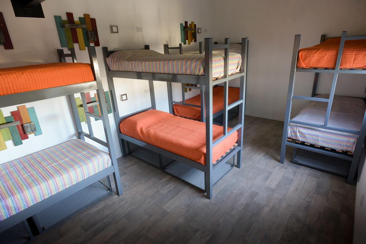 Bernardino Hostel Boutique Неукен Экстерьер фото